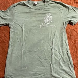 Plant mom tshirt